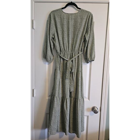 Kirundo Womens Green Tiered Midi Dress SZ L Balloon Sleeves V-Neck Cottage Core - Picture 3 of 7